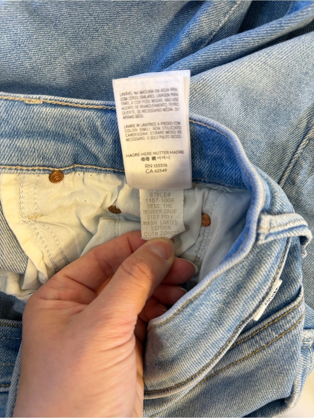 Mother The Insider Crop Step Fray Jeans in Limited Edition, size 32. - Picture 12 of 12
